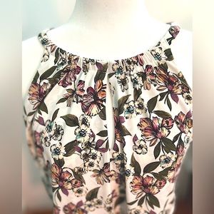 White House Black Market Sleeveless Keyhole Floral Ruffle Top. Size M.